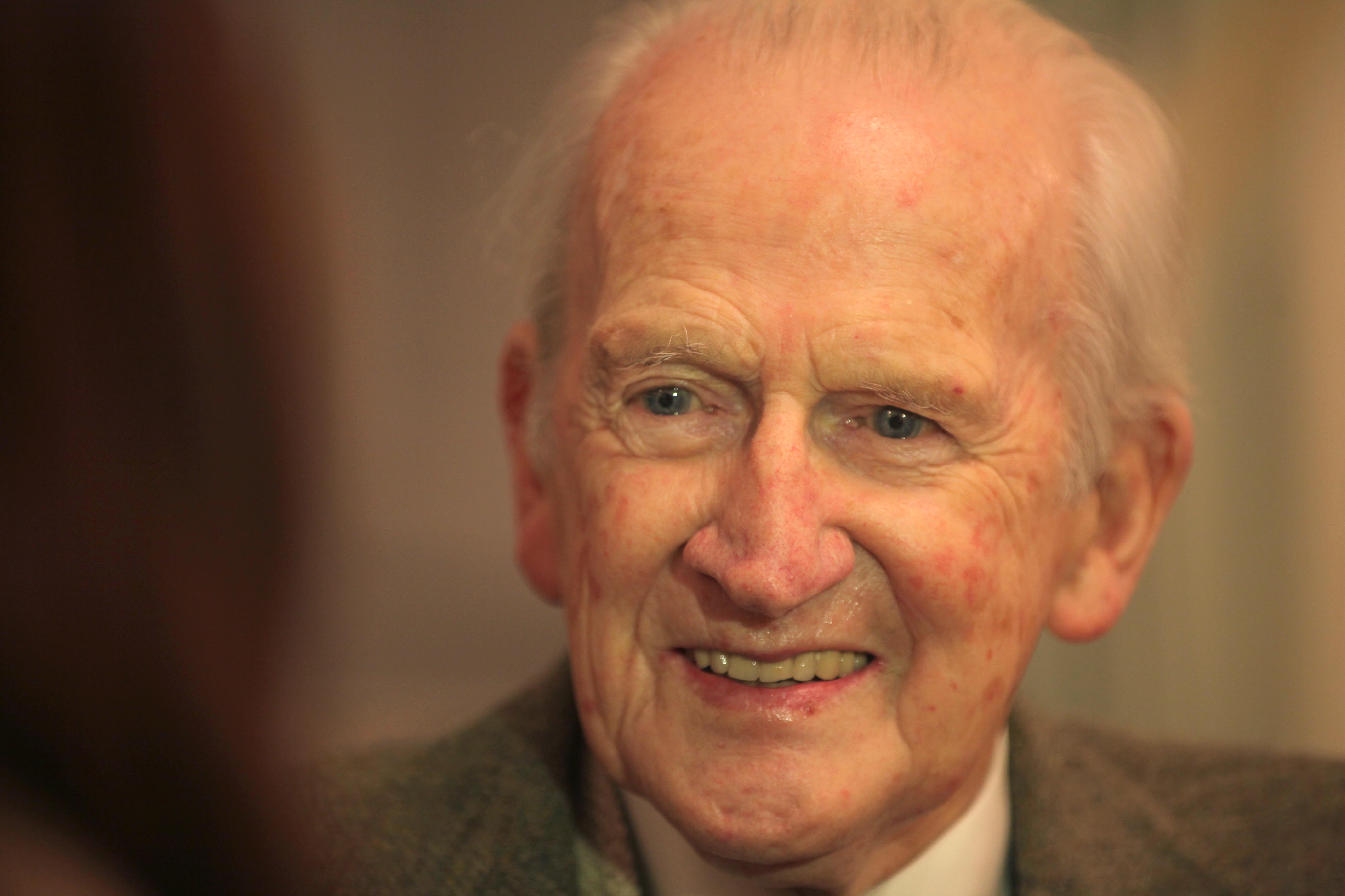 Image of Eamon De Buitléar 