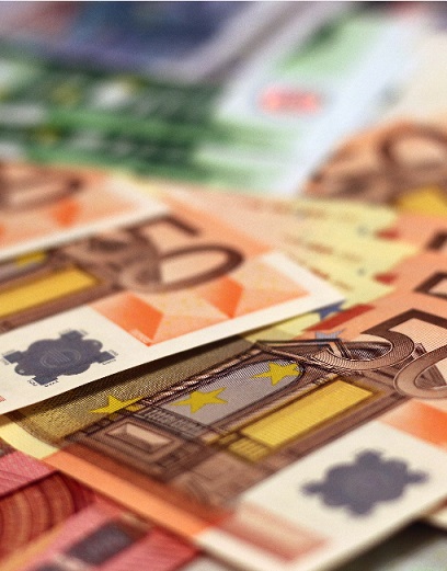 Tar Éis Bhuiséad 2023: Na Príomhcheisteanna maidir le Caiteachas Poiblí