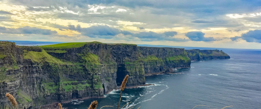 Próifílí eacnamaíocha agus fioscacha de réigiúin agus contaetha na hÉireann
